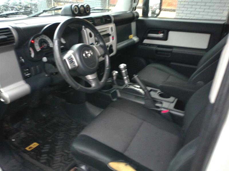 toyota FJ Cruiser 2008 - 10
