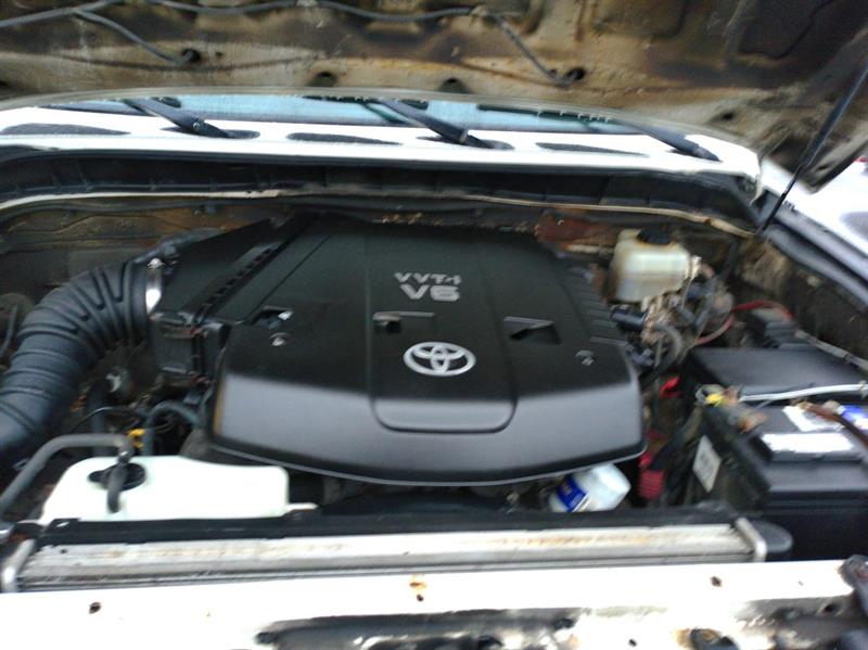 toyota FJ Cruiser 2008 - 16