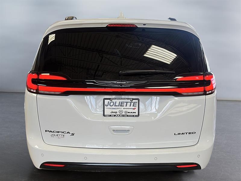 chrysler Pacifica 2022 - 7