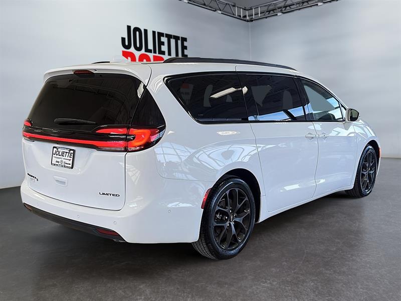 chrysler Pacifica 2022 - 9