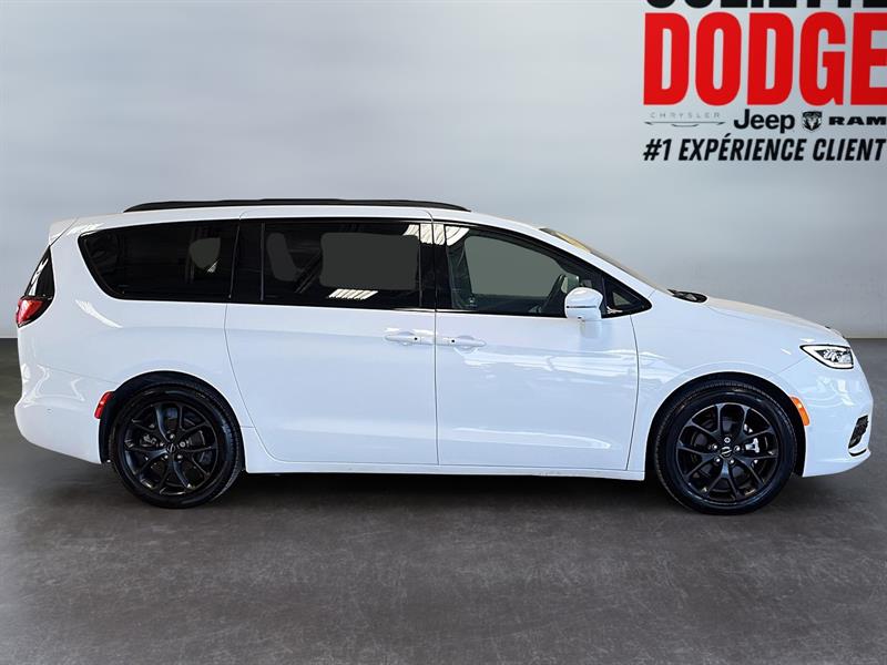 chrysler Pacifica 2022 - 10