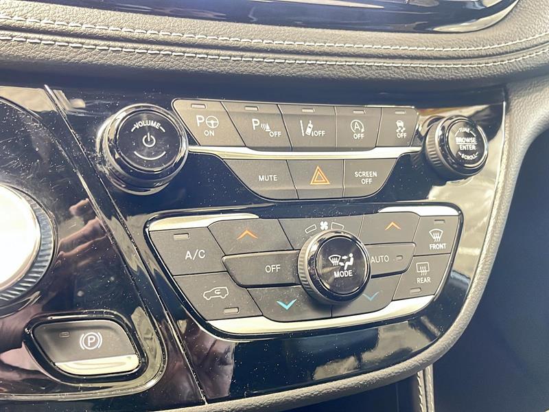 chrysler Pacifica 2022 - 28