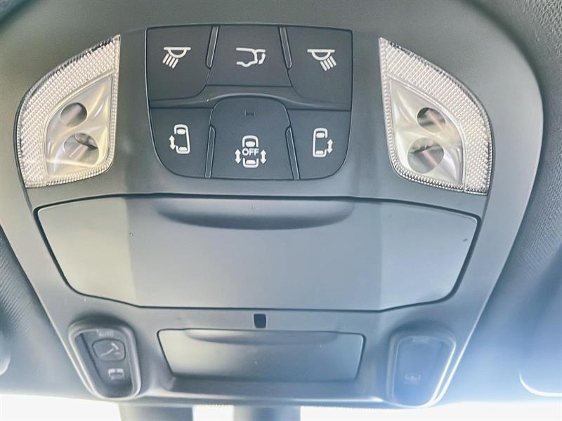 chrysler Pacifica 2022 - 31