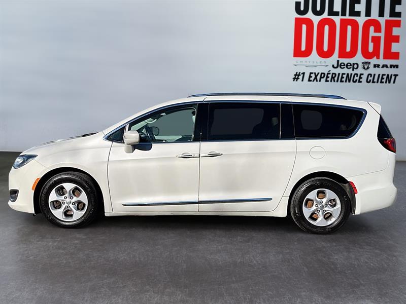 chrysler Pacifica 2017 - 4