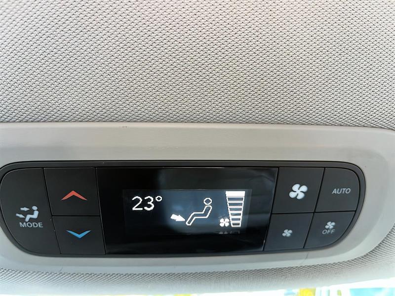 chrysler Pacifica 2017 - 33