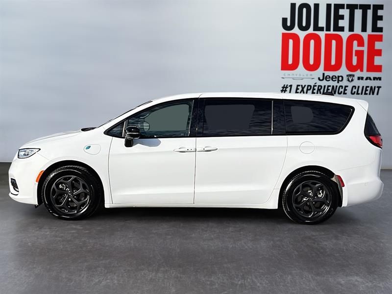 chrysler Pacifica Hybrid 2023 - 4