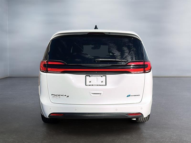 chrysler Pacifica Hybrid 2023 - 7
