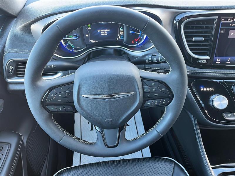 chrysler Pacifica Hybrid 2023 - 21