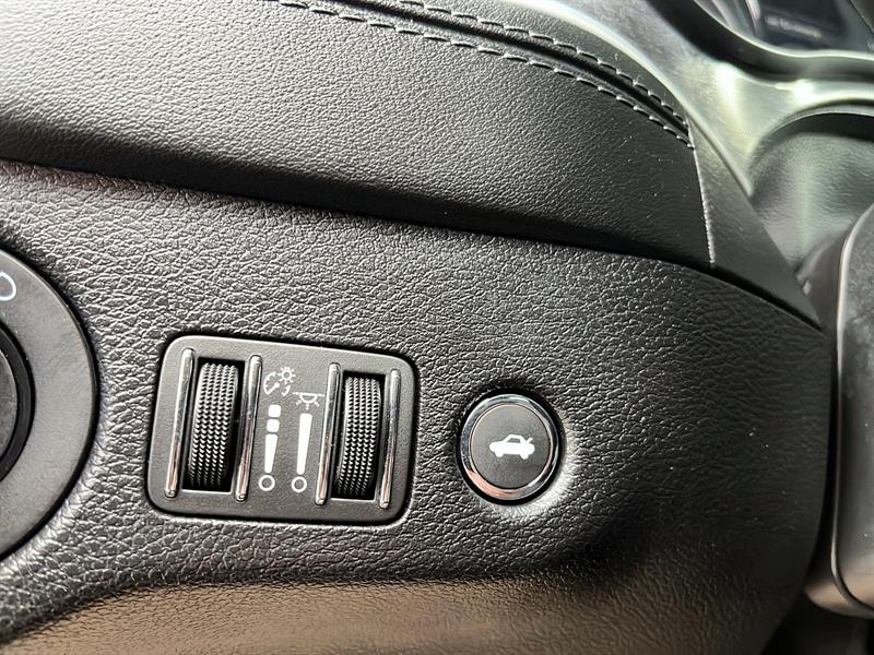 dodge Charger 2022 - 33