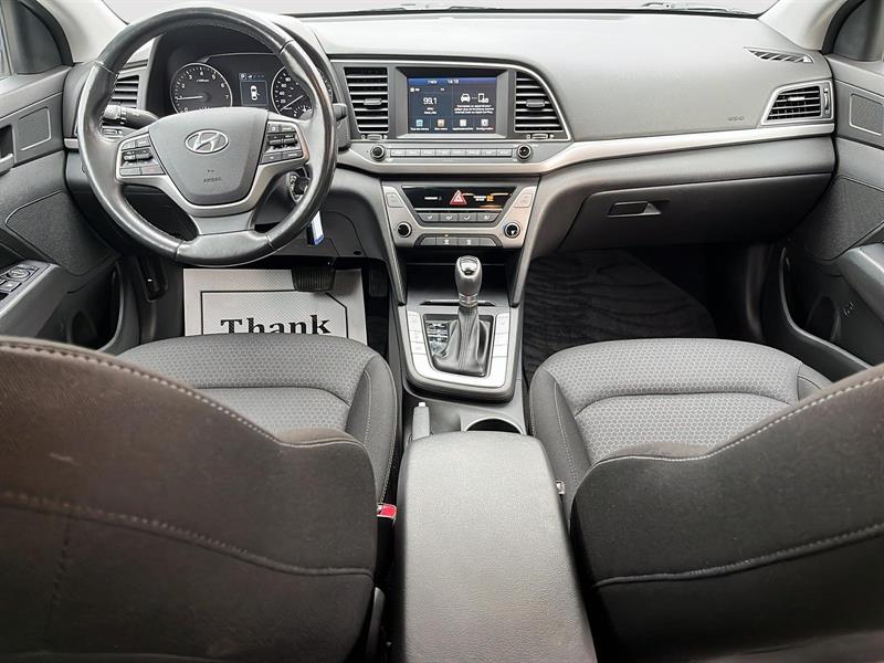hyundai Elantra 2018 - 17
