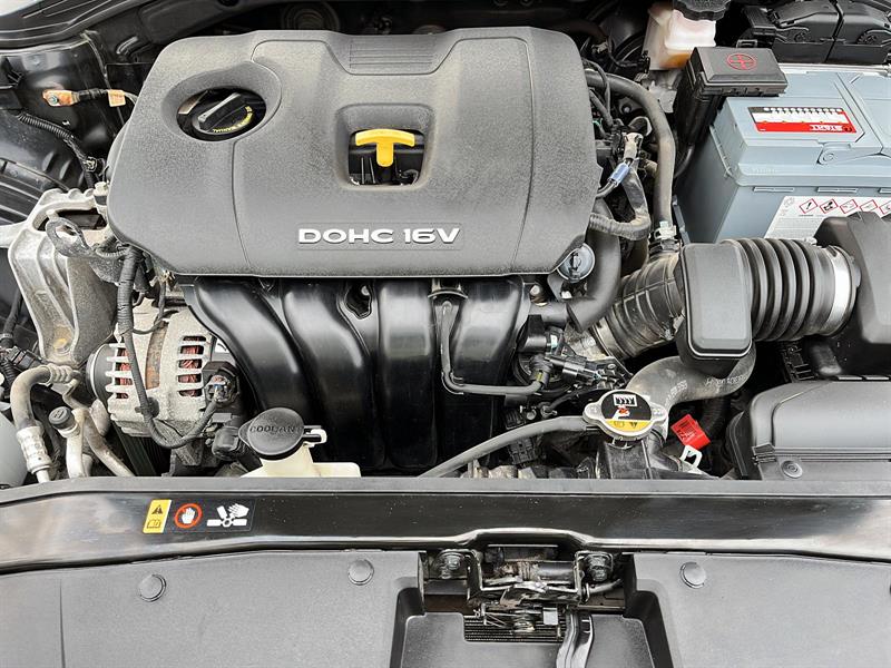 hyundai Elantra 2018 - 32