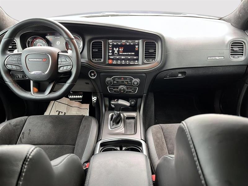 dodge Charger 2023 - 21