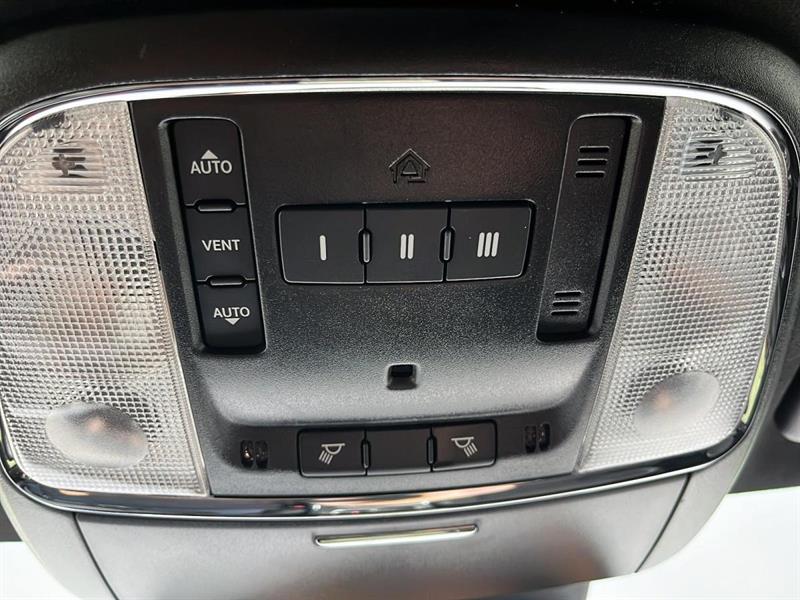 dodge Charger 2023 - 32