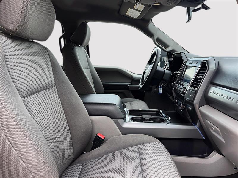 ford Super Duty F-250 SRW 2022 - 17