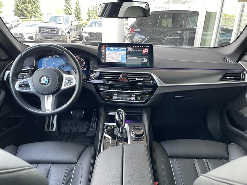 bmw M550i 2022 - 16