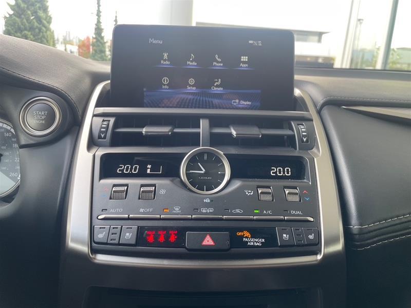 lexus NX 300 2019 - 18