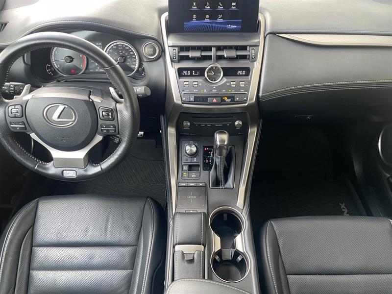 lexus NX 300 2019 - 19