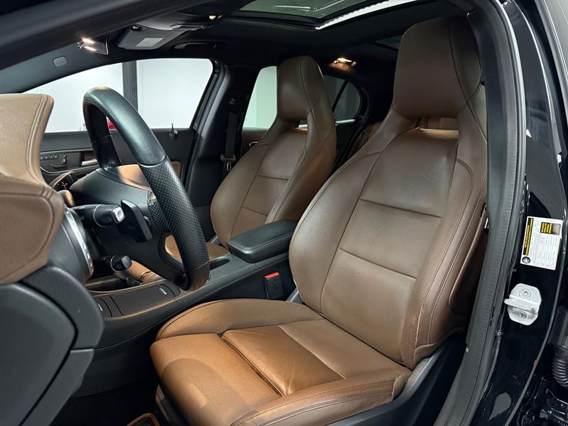 mercedes-benz GLA-Class 2016 - 11