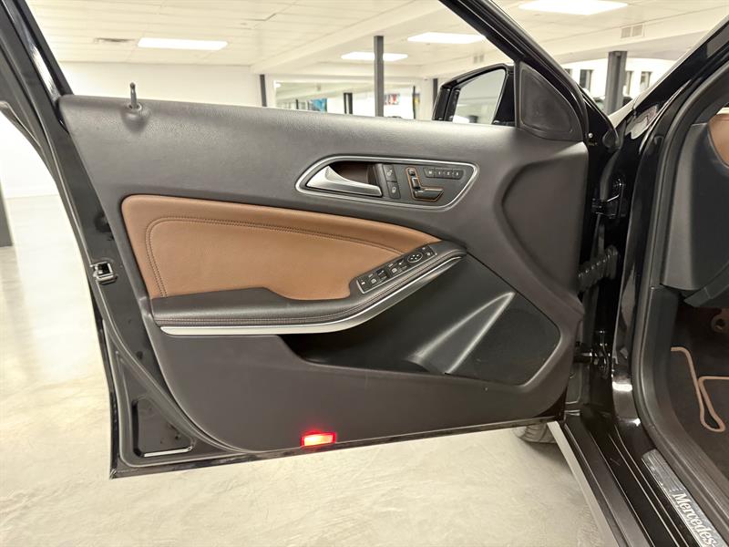 mercedes-benz GLA-Class 2016 - 25