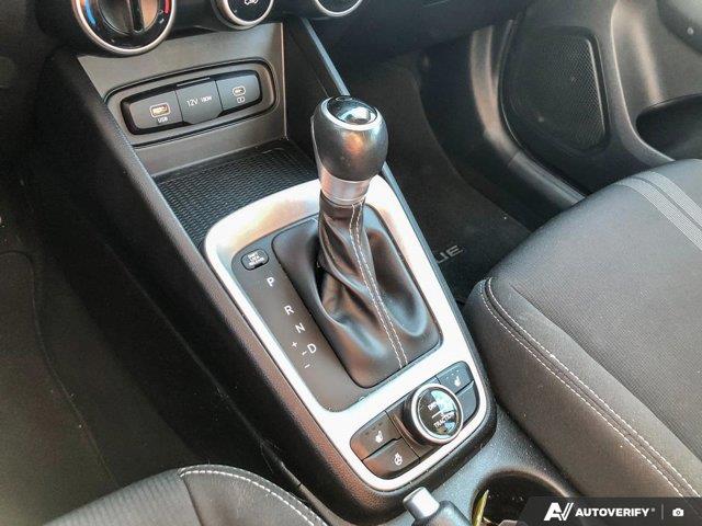 hyundai Venue 2023 - 17