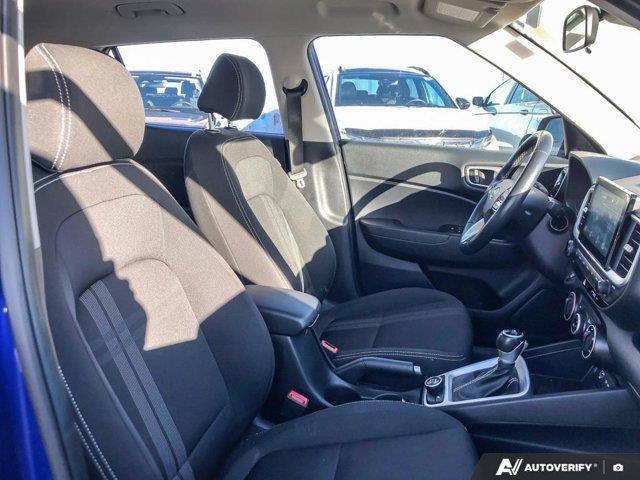 hyundai Venue 2023 - 21