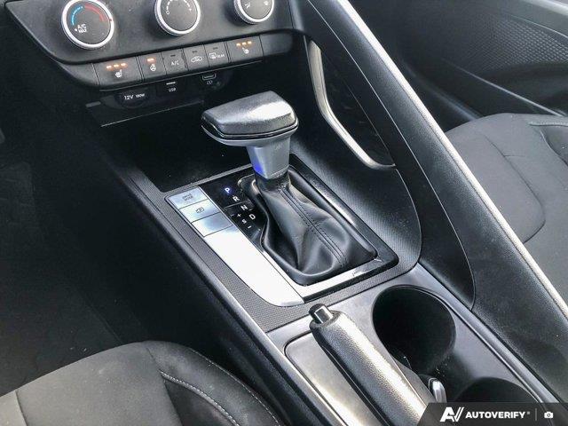 hyundai Elantra 2023 - 17