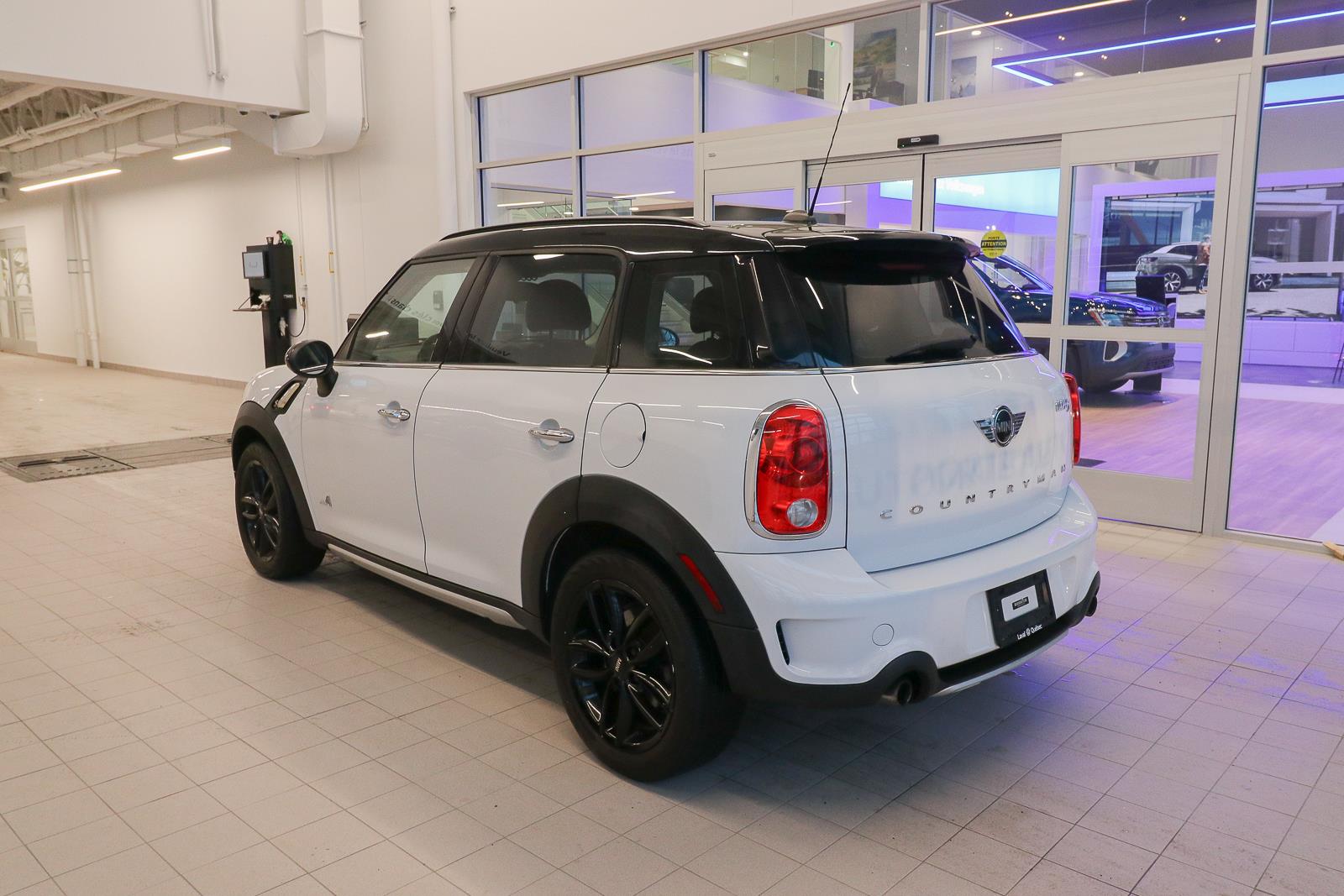 mini Cooper Countryman 2015 - 10