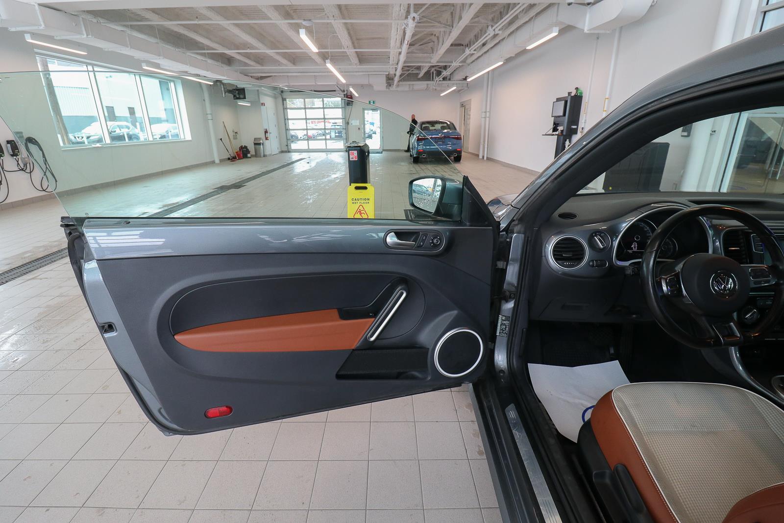 volkswagen Beetle Coupe 2017 - 12