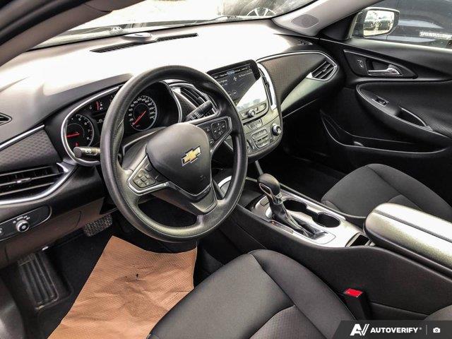 chevrolet Malibu 2021 - 12