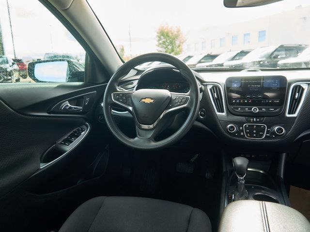 chevrolet Malibu 2021 - 23