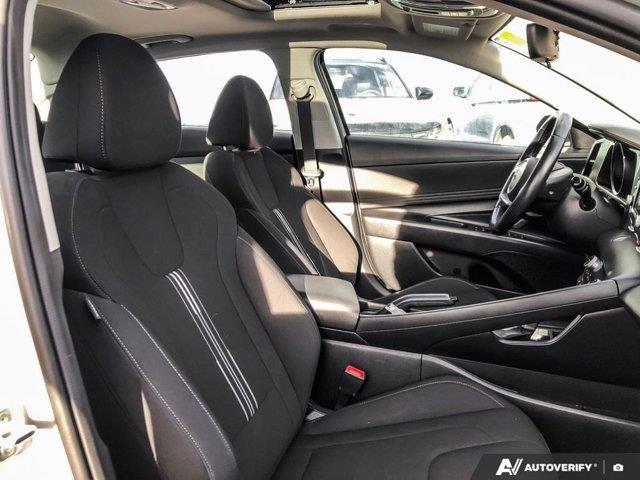 hyundai Elantra 2022 - 21