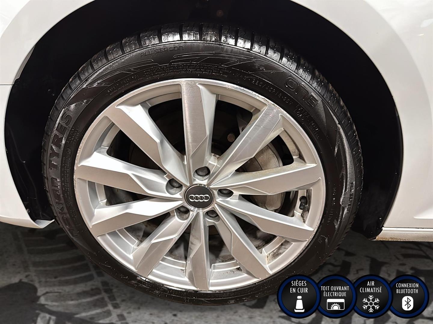 audi A4 Sedan 2019 - 13