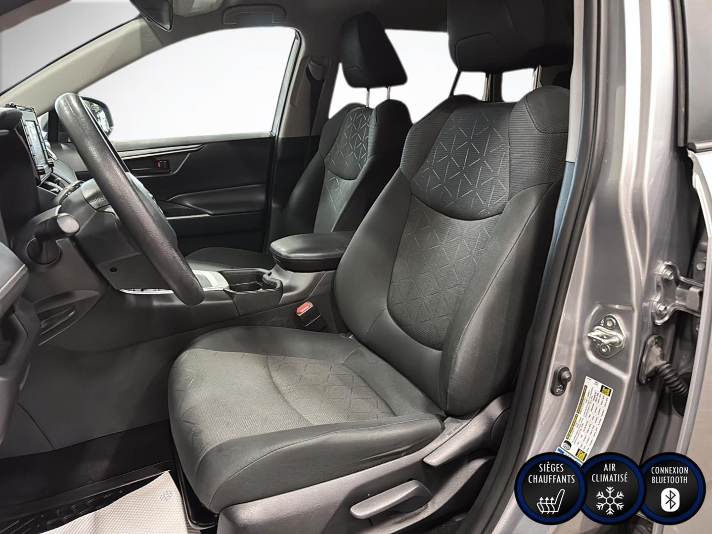 toyota RAV4 2021 - 17