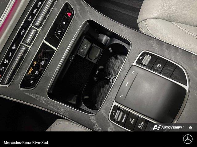 mercedes-benz E 2022 - 17