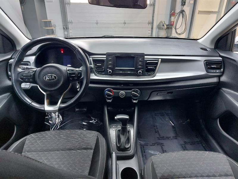 kia Rio 5-door 2019 - 10