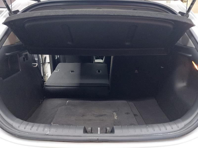 kia Rio 5-door 2019 - 11