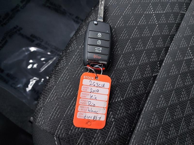 kia Rio 5-door 2019 - 28