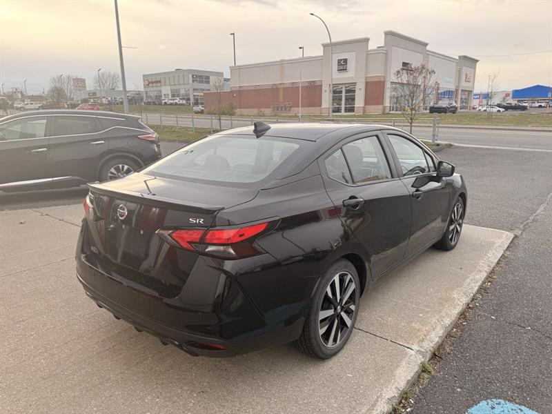 nissan Versa 2022 - 9