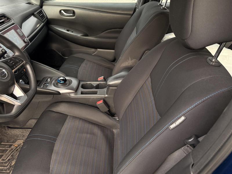 nissan LEAF 2020 - 11