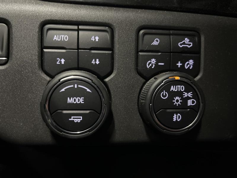 chevrolet Silverado 1500 2023 - 12