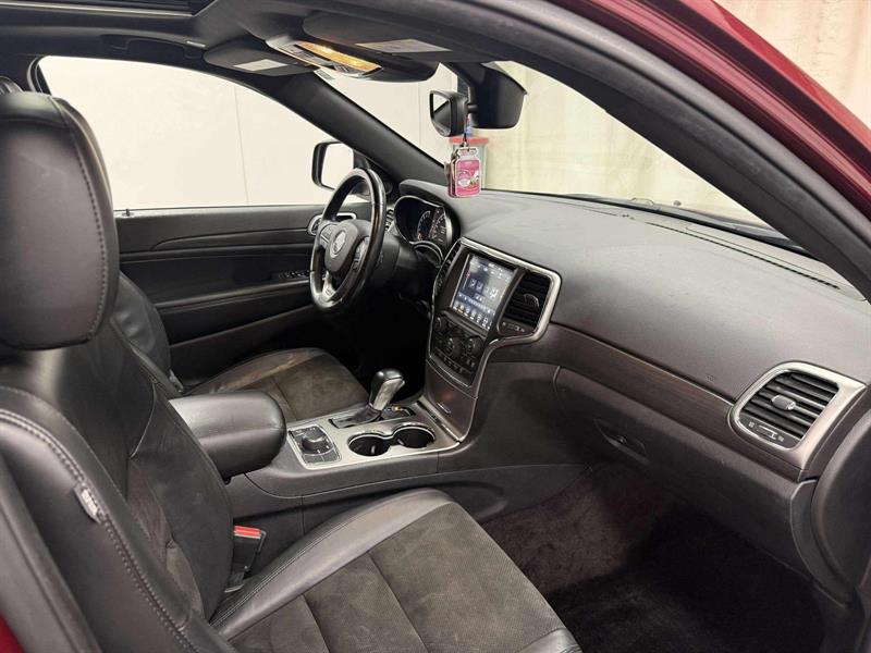 jeep GRAND CHEROKEE LAREDO/ALT 2018 - 9