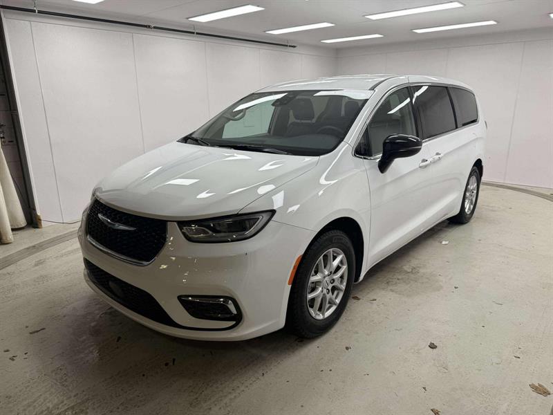 chrysler Pacifica Touring-L 2024