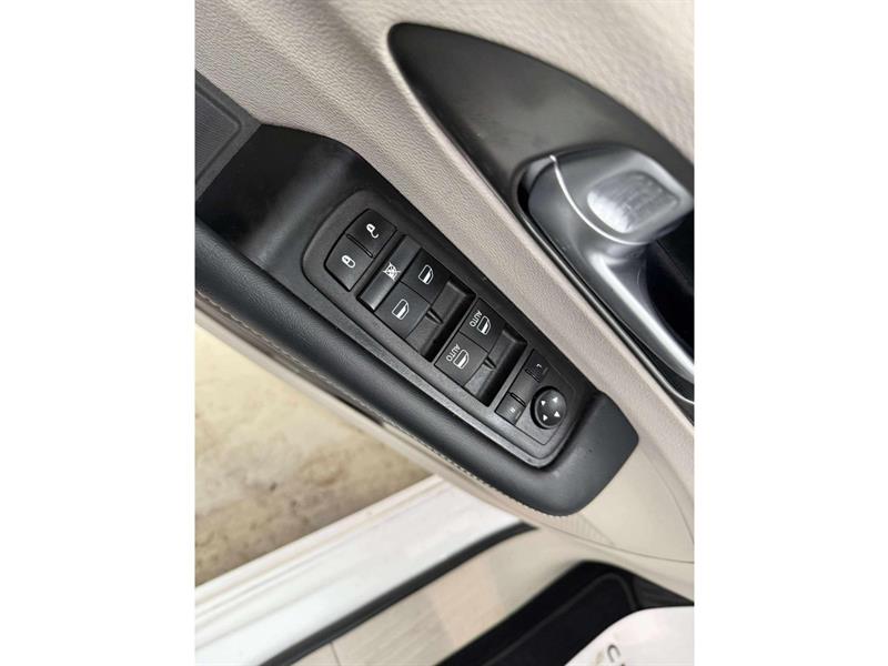 chrysler Pacifica Touring-L 2024 - 10