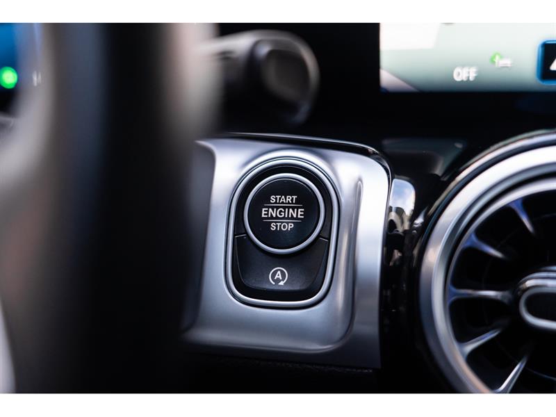 mercedes-benz GLB 2024 - 21