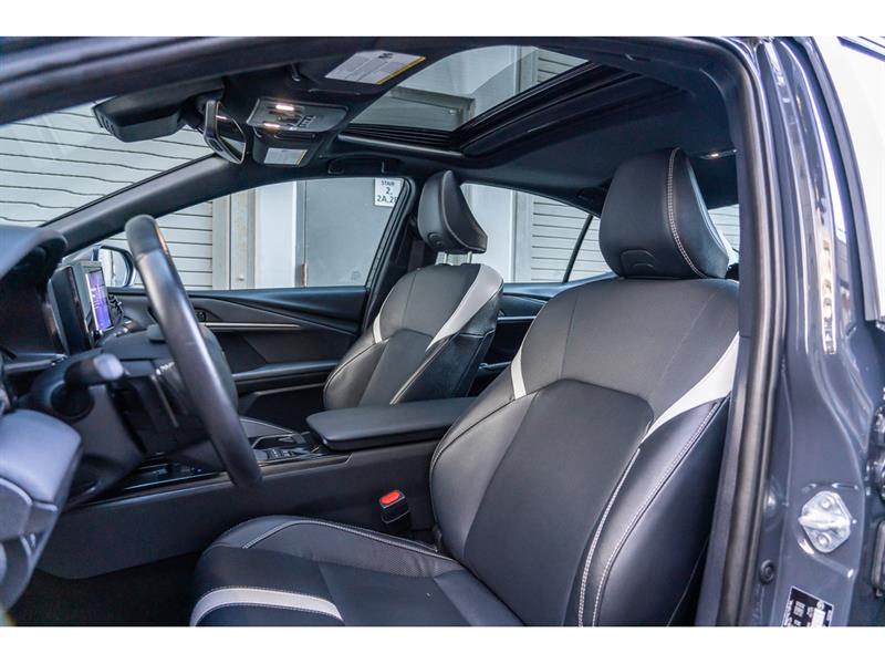 toyota Camry 2025 - 12