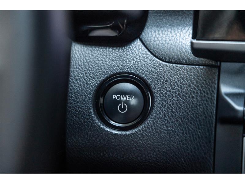 toyota Camry 2025 - 17