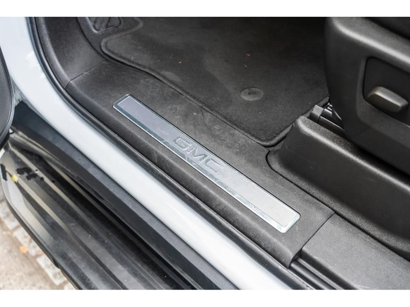 gmc Yukon XL 2023 - 13