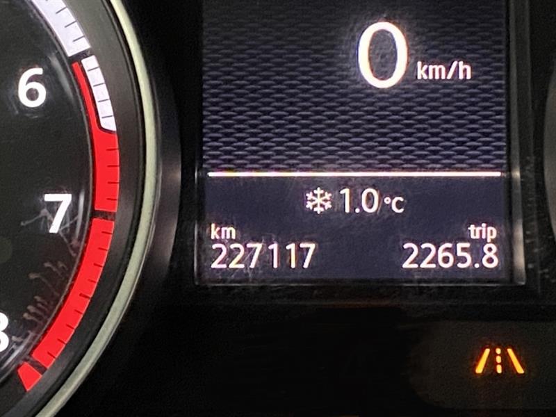 volkswagen Golf R 2016 - 25