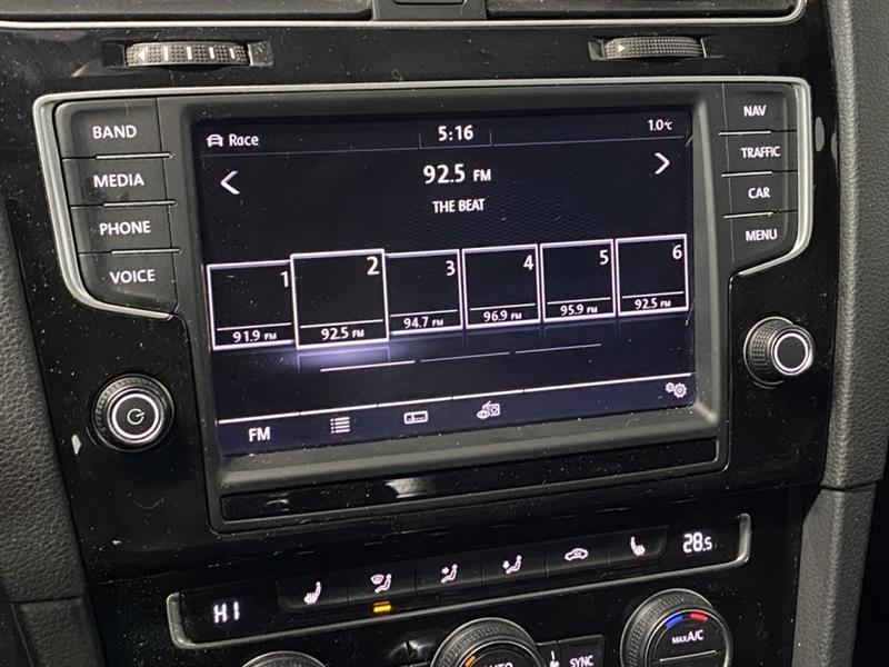 volkswagen Golf R 2016 - 28