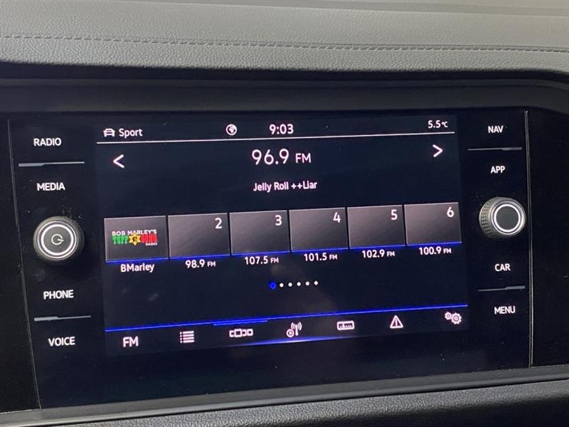 volkswagen Jetta 2022 - 30